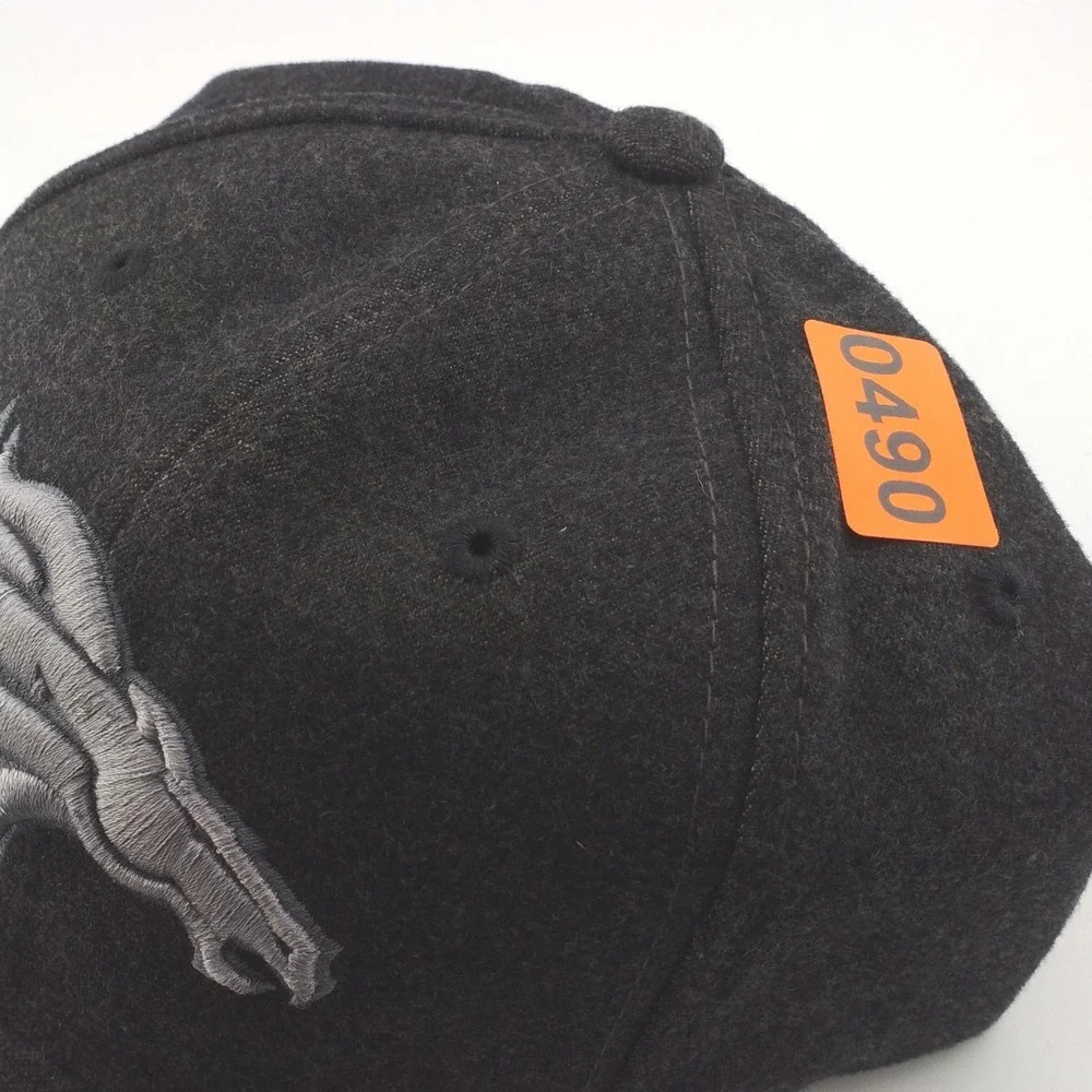 Reebok Denver Broncos NFL Cap Mens Charcoal Gray Wool Adjustable Strapback Hat